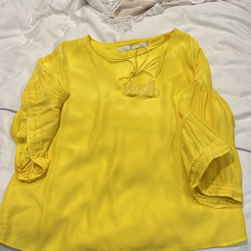 Marie Oliver worn once, S, gorgeous ruffle sleeves